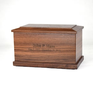 Traditional Urn - Walnut Wood