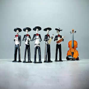 Die Catrina Mariachi Band mit männlichem Sänger