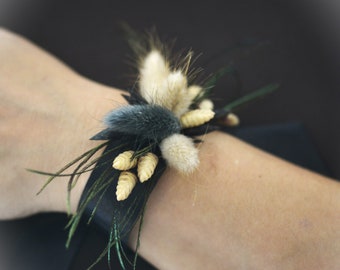 Dried flower bracelet for brides, bridesmaids, black shade