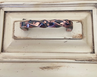 Cabinet Hardware - Cabinet Pulls - Cabinet Knobs - Drawer Pulls - Drawer Handles - Twist, Square Bend