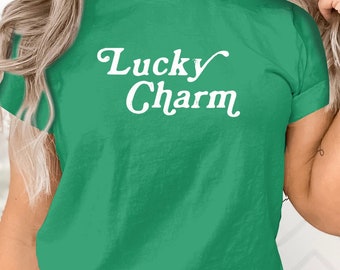 Lucky Charm T-shirt, St. Patrick's Day shirt, noodlijdende tekst graphic tee, cadeau voor hem of haar, unisex kleding
