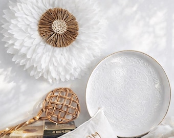 Jujuhat "The Precious" white with raffia + cowrie shells