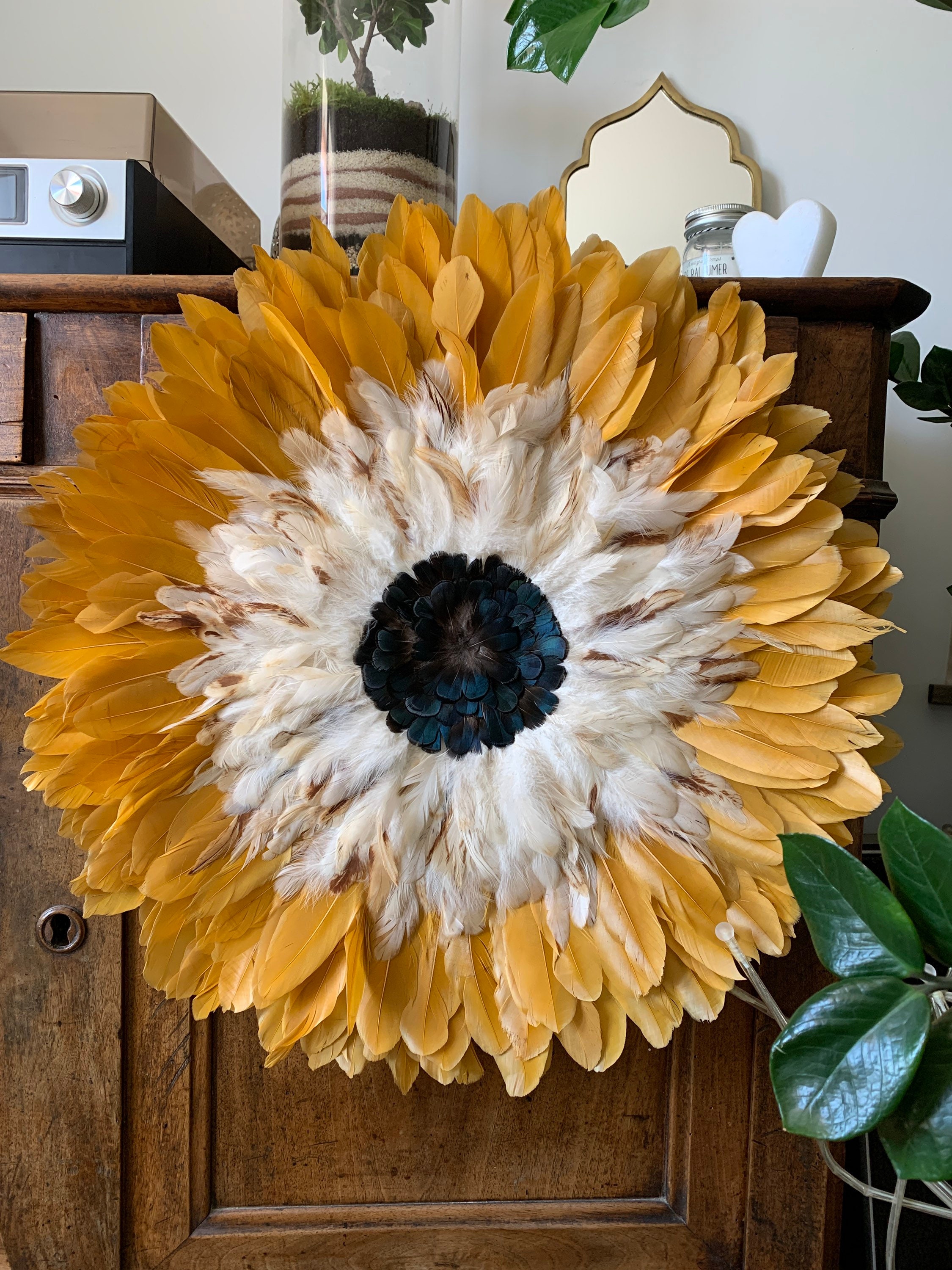 Jujuhat Géronimo en Plumes Safran Jaunes et Beiges