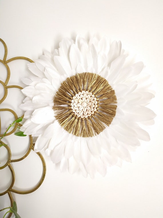Jujuhat The Precious White With Raffia Cowries Etsy Israel