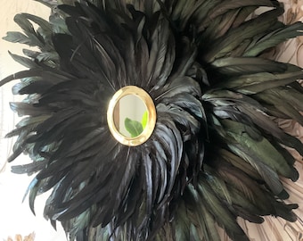 JUJUHAT “LE CLAUDIA” – wall decoration in black feathers with green highlights and golden brass mirror – ethnic chic handcrafted piece