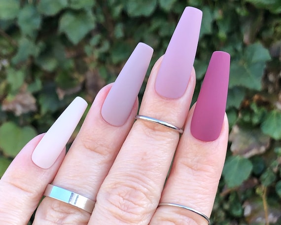 Nail Art Designs You'll Want to Wear : Pink Marble Coffin Nails