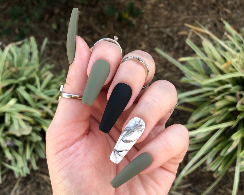 Hunter Green Marble Print Press On Nails | Choose Your Shape | Reusable | Coffin Nails | Stiletto Nails | Fake Nails | Glue on Nails 