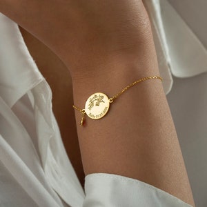 Personalized Plate Bracelet Personalized with Birth Flower Dainty Minimalist Jewelry Name Bracelet Valentine&#39;s Day Gift