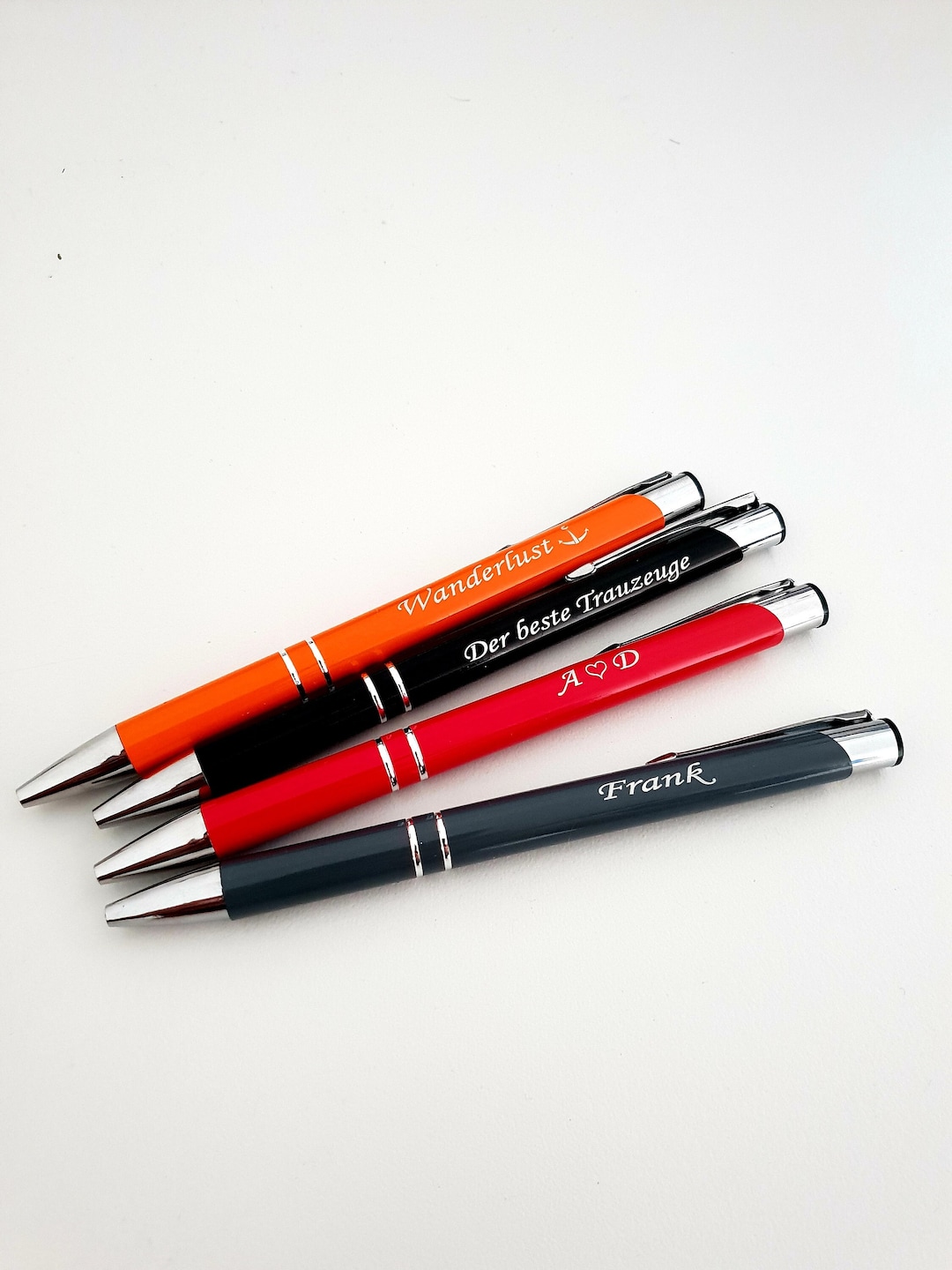 10 Stück Metall-Kugelschreiber Mit Gravur – Personalisierbar In Orange Und Anderen Farben