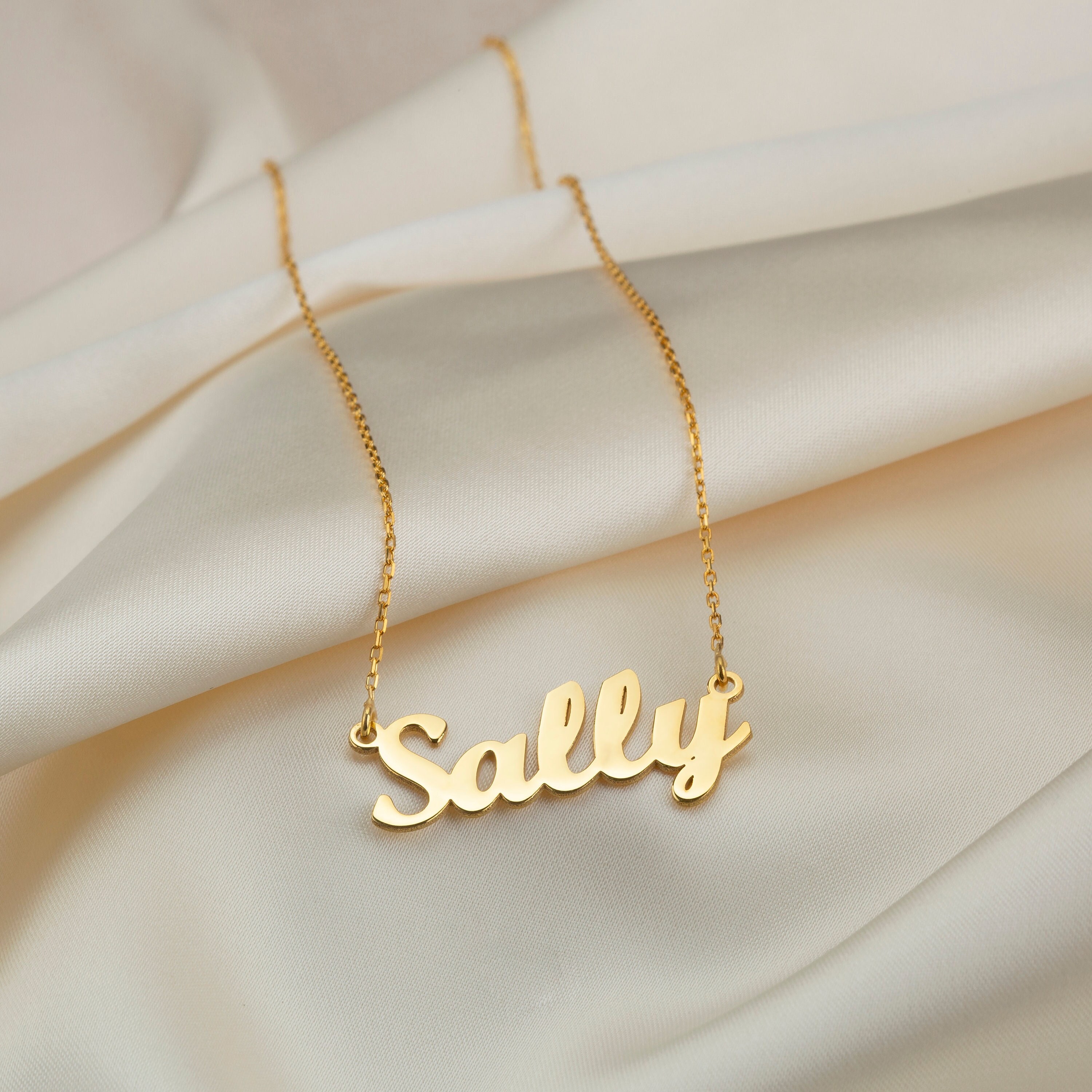 Personalized Name Necklace | 18K Gold-Plated Name Necklace | Birthday Gift for Her | Gifts for Mom | Christmas Gift