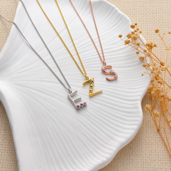 Collana con pietra portafortuna in oro • Regalo di compleanno