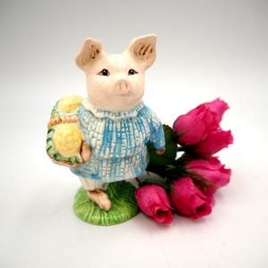 Little Pig Robinson Beatrix Potter Figurine Royal Albert Copyright 1948 F. Warne and Co. Vintage Retired
