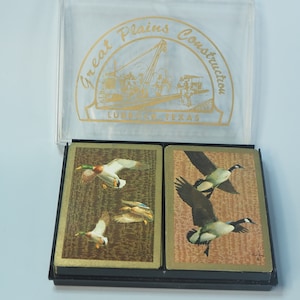 Vintage Enten und Gänse Spielkarten Bridge Deck Double Deck Boxed Set Werbung Great Plains Konstruktion von Brown und Bigelow. Vergoldet.