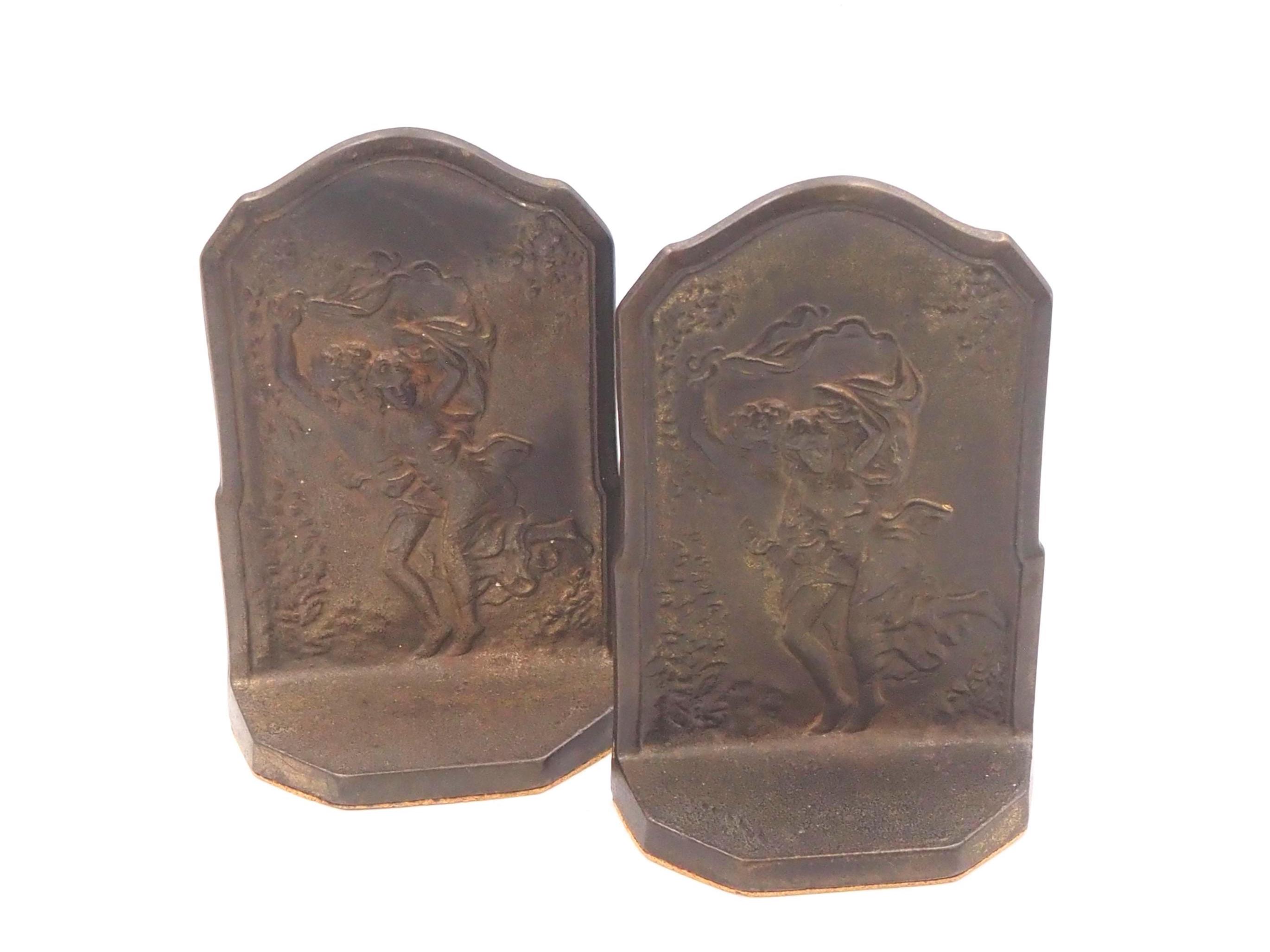 ヴィンテージ アールヌーボー「嵐」ブックエンド 鋳鉄製 コネチカット