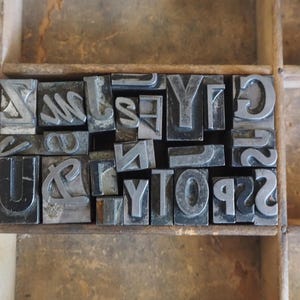 Antique Letterpress Letters All Metal 25 Vintage Letters Type Print
