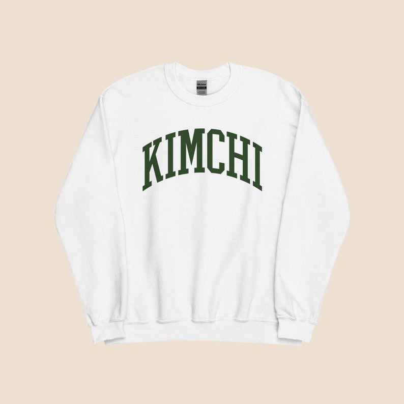 Kimchi Sweatshirt Cute Oversized Sweatshirt Unisex, A Perfect Korean Food Lovers Gift, Korea Enthusiasts, and Asian Food Fans. image 4