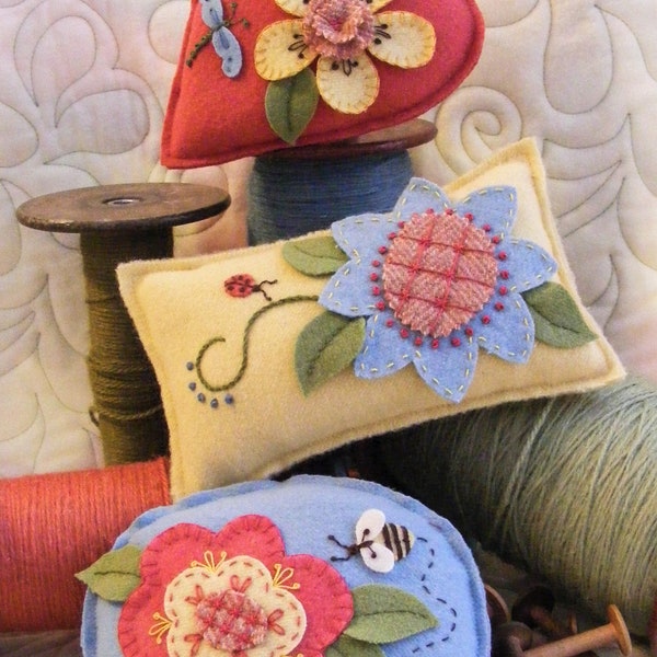 BIG Flower Pin Cushions - Wool Applique Pattern