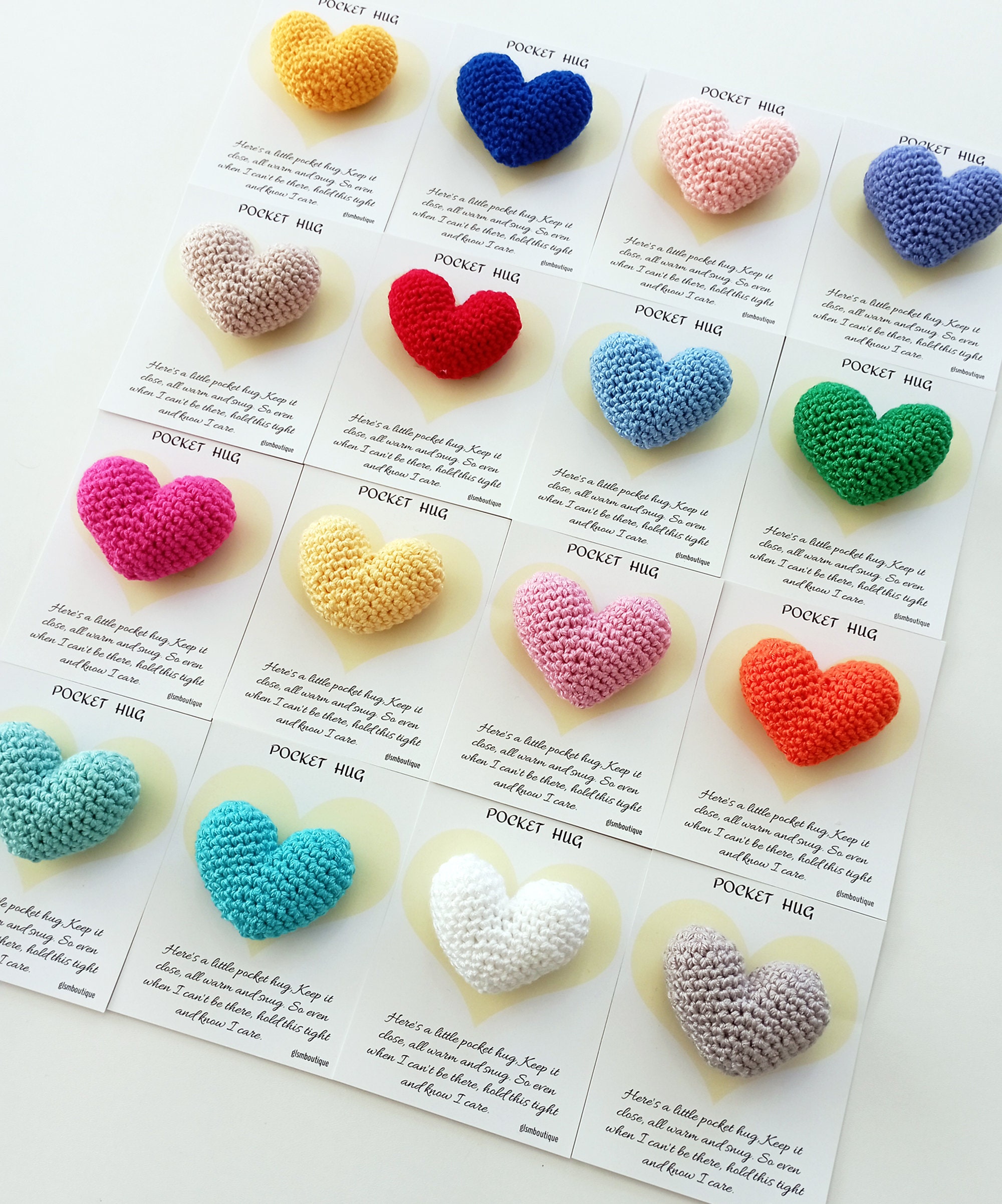 Pocket Hug Heart, Multiple Colour Choices. Crochet. -  UK  Adornos de  ganchillo, Tarjetas de cumpleaños hechas a mano, Manualidades