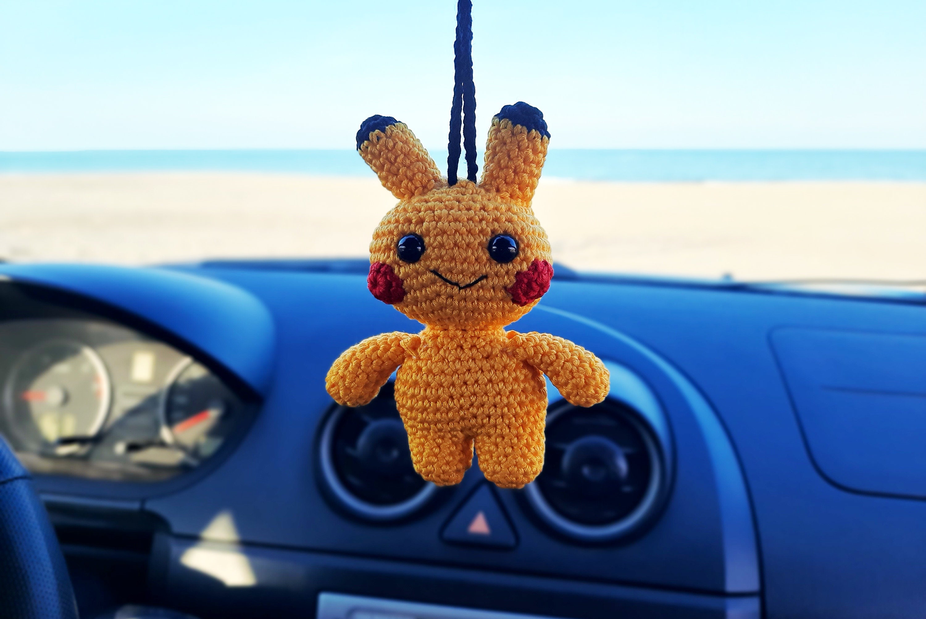 Pokemon Pikachu Cartoon Puppe Auto Innen Rückspiegel Anhänger Auto  Ornamente Hohe-ende Aromatherapie Licht Luxus Auto