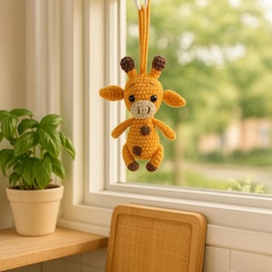 Gehäkelte Giraffe Auto Anhänger: Rückspiegel Anhänger, Rucksack Ornament, Geschenk für Giraffe Liebhaber