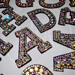 Parche termoadhesivo con letras de diamantes de imitación y cristales AB iridiscentes negros • Adhesivo individual, bricolaje, regalo de novia, chaqueta vaquera, manualidades de bricolaje