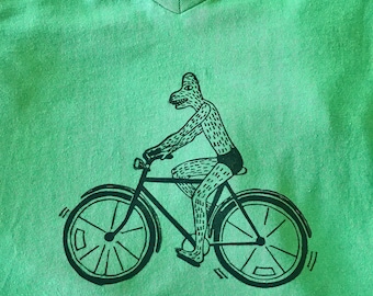 Crocycle Block Printed T-Shirt Green // Ladies Small // 100% Cotton