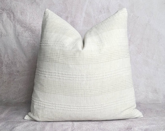 Luxury and pretty pillow cushion From Chiang Mai Thailand. Cotton woven slight pattern and pretty detail The Chiang Mai pillow cover