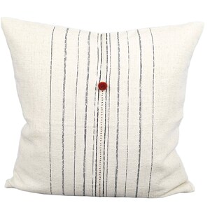 Cuscino tribale Karen intrecciato a mano con crema biologica e strisce blu, tessuto tribale avorio intrecciato, fodera per cuscino: cuscino etnico 20x20, cuscino Hmong