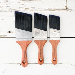 Short Handle Synthetic Paint Brush – Angled Edge, Water-Based Paint image 6
