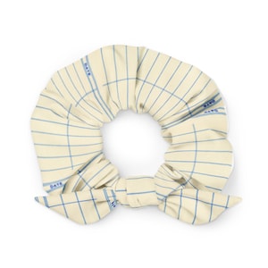 Karta biblioteczna Scrunchie / Gumka bibliotekarza / Karta książki / Gumka do włosów / Karta książki bibliotecznej / Prezent dla bibliotekarza / Zabytkowa karta biblioteczna / Wypożyczenie