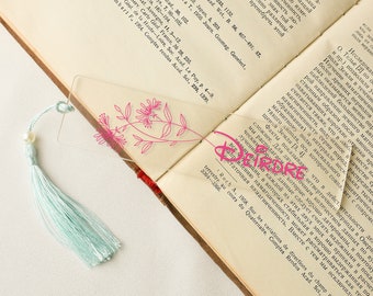 Custom Birth Flower Bookmark,Personalised Bookmark, Fantasy Bookmark, Acrylic Bookmark, Name Bookmark, Book Lover Gift, Bookmark for Women