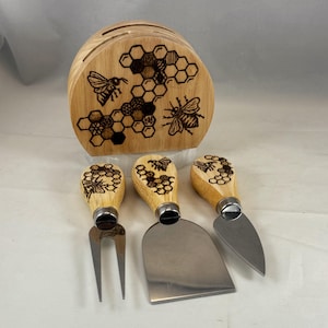 Honeybee Honeycomb Hexagons Wood Burned Cheese Knife Set w Holder, Pyrography Wood Burning, Unique Kitchen Gadget Decor, Bumblebee Honey Bee