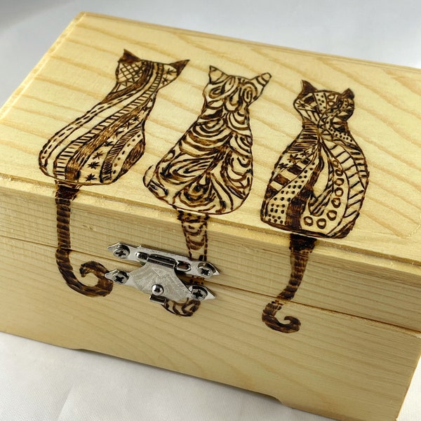 Posh Feline Trio Wood Burn Trinket Box | Wood Burn Art/Pyrography | Treasure Chest | Jewelry or Keepsake Storage | Mandala Cats