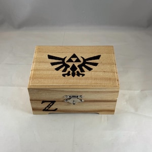 Legend of Zelda Triforce Holzgebrannte Schmuckbox, Holzgebrannte Kunst, Pyrographie, Schatztruhe, Schmuck oder Andenken-Aufbewahrung