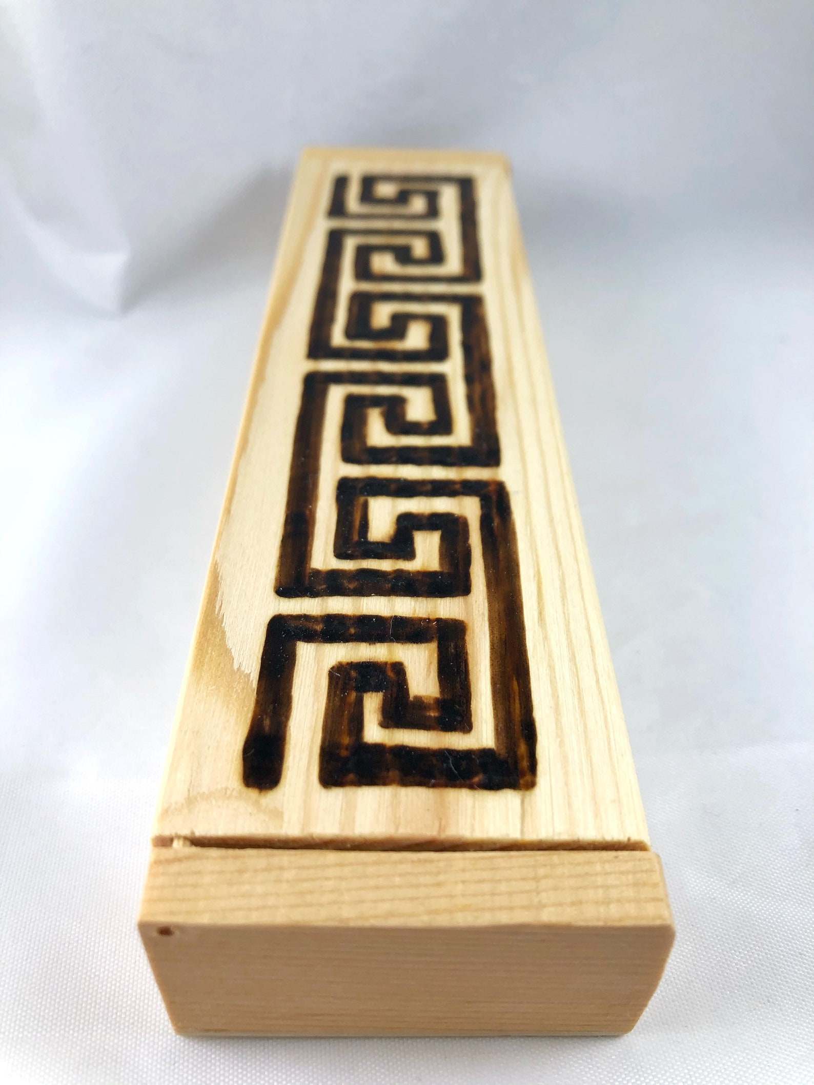 Keltische Muster Knoten Holz brennen Schmuckkästchen Holz ...