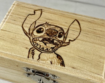 Boîte à bijoux Stitch Art au bois brûlé/Pyrogravure Rangement pour