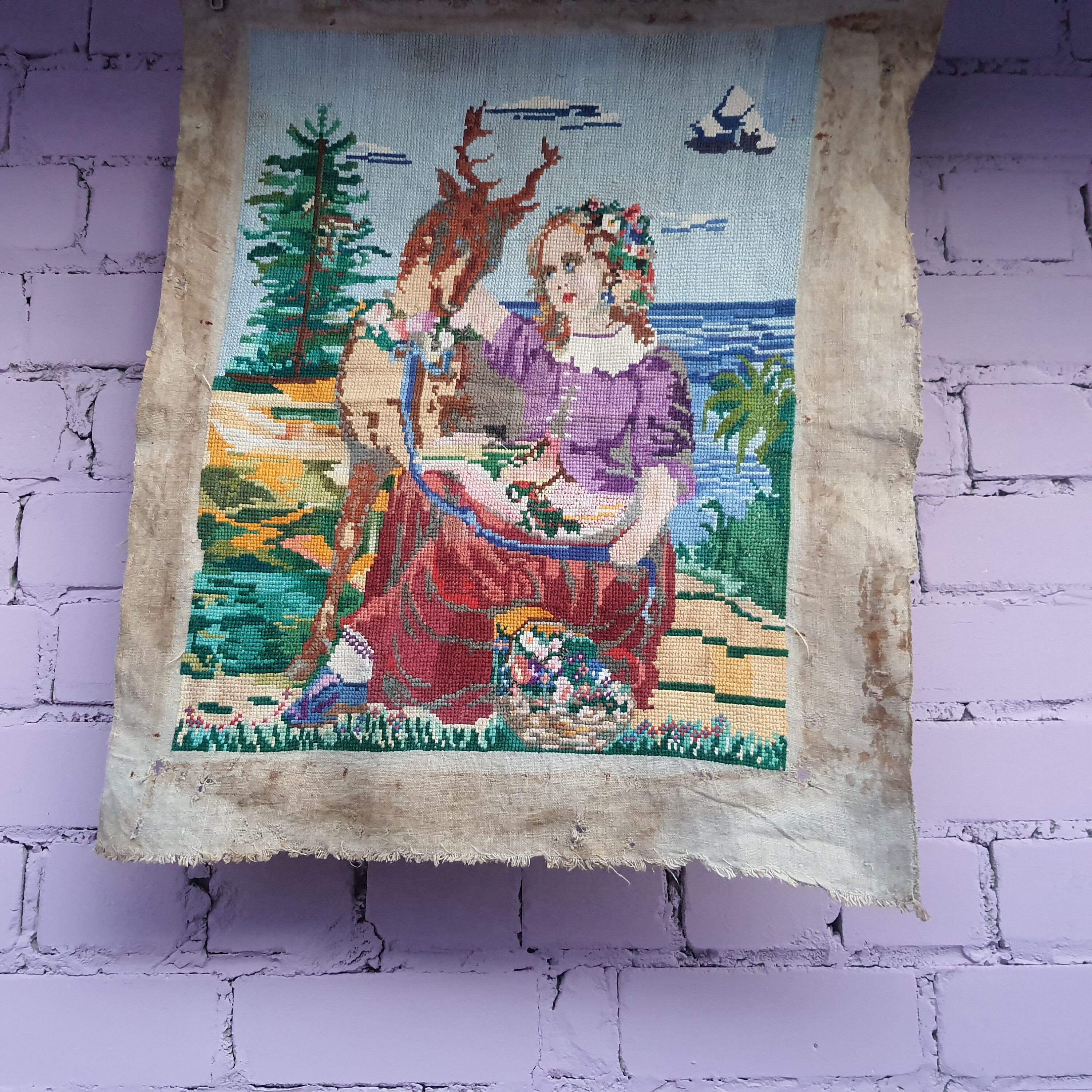 手編ウクライナ刺繍タペストリー　縦長デザイン　民藝品 40b4ccd2fafa9d2bfc0567fd651efc