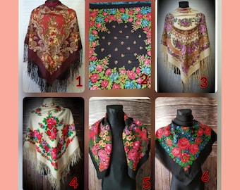 Russian shawl Ukrainian Khustka. Shawl Grandmother. Light lime green Folk scarf. Ethnic grandmother. Flowers fringed Manton フ russe ワ シ ョ