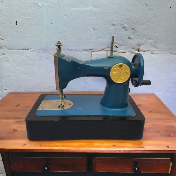 Vintage Sewing machine. vintage toy. child sewing machine.USSR vintage