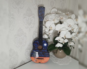 ロシア　バラライカ　民族楽器　インテリア　アンティーク　絵画 バラライカ (ロシアの民族楽器) 弦楽器