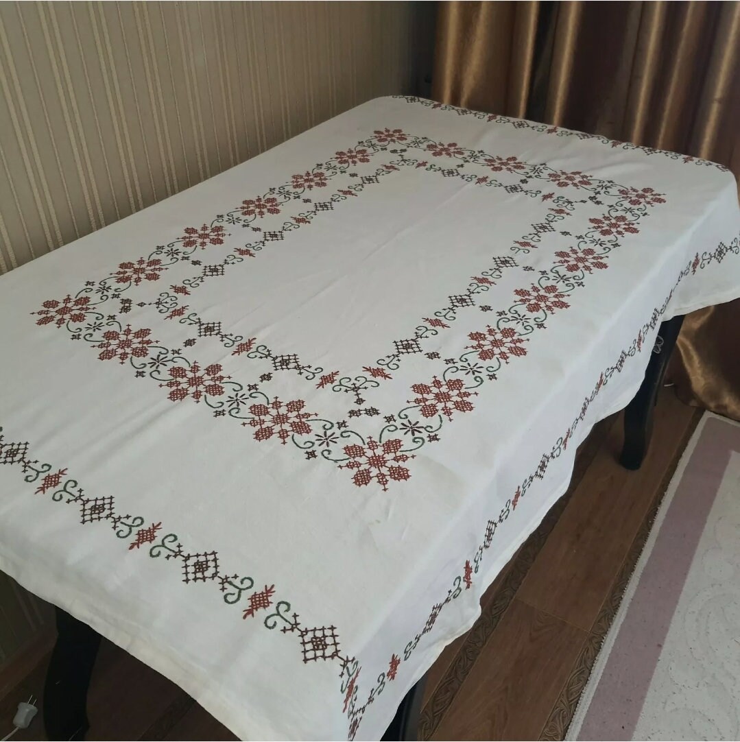 ウクライナのテーブルクロス、刺繍、手作り、ヴィンテージテーブル