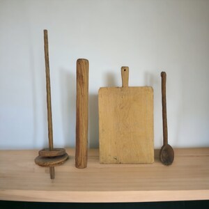 Set Vintage Wooden Food Cutting Board Bread Board Square French Reclaimed Rectangle Bread Board Wooden Spoon Rolling Pin Farmhouse