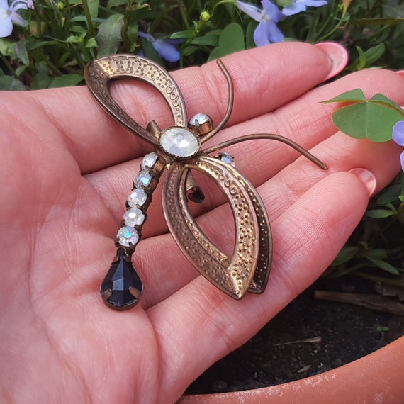 Vintage brooch, flower, leaf, droplet, old brooch… - image 10