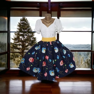 Ukrainian folk mountain midi skirt ethnic pleated skirt flowers vintage, old skirt.