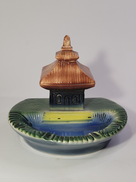 Porcelain cigarette holder, ashtray, USSR, ceramics, vintage, decor