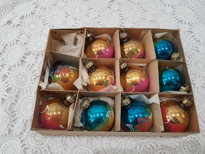 Ensemble arbre de Noël, jouet du Nouvel An soviétique, boule vintage peinte à la main des ornements darbres de Noël. Décorations en verre, rétro. 3