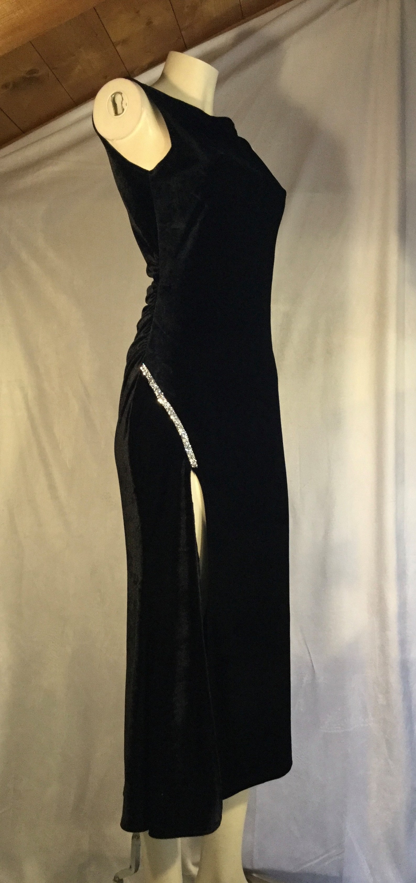 Black Velvet Evening Dress - Etsy Sweden