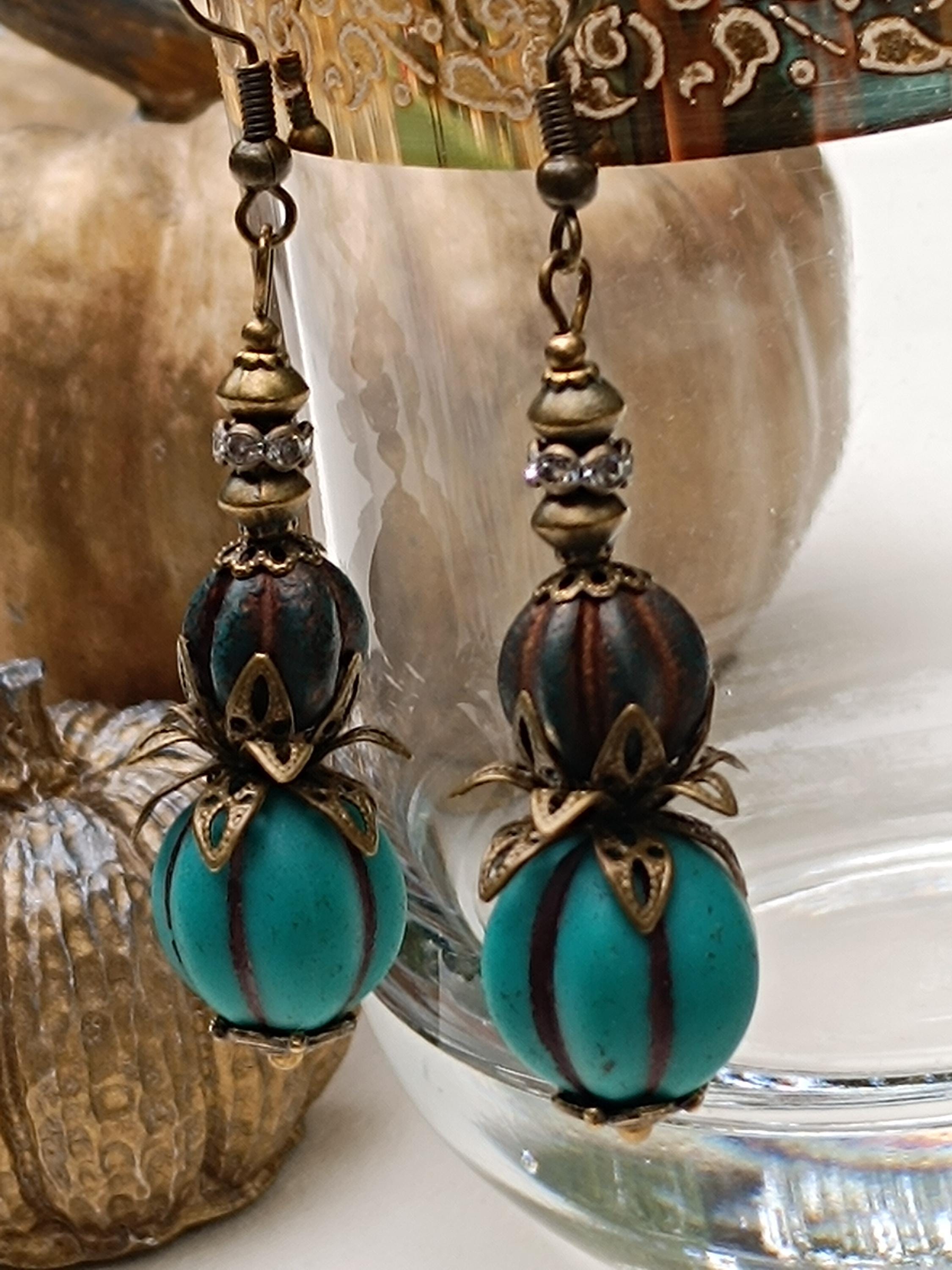 Boucles D'Oreilles Dormeuses Doré à Perle Verre 16mm Style Murano Floral Rouge
