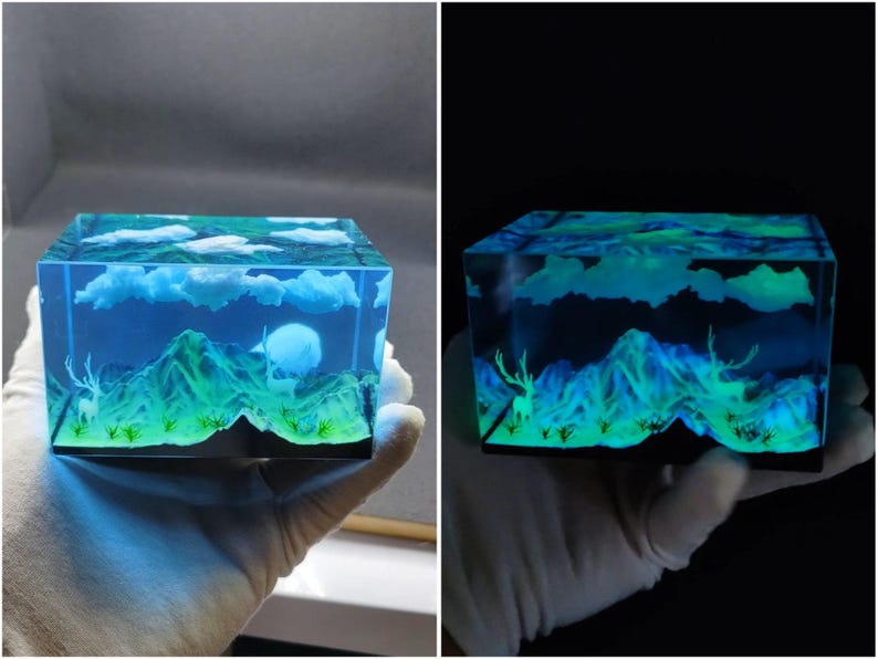 Diorama de resina de Patronus / Arte en miniatura / Brillo fantasmal de los ciervos del bosque / Patornus en el Bosque Encantado / Regalos de Patornus / Regalo de bruja cloud+2deer