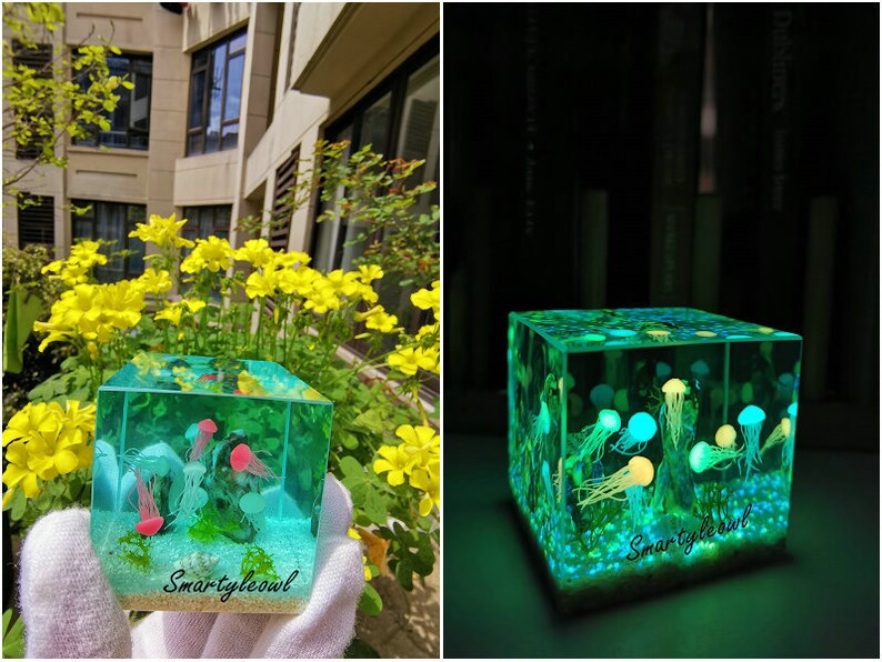 Jellyfish Resin Paperweight Hampback Resin Diorama Crystal Etsy
